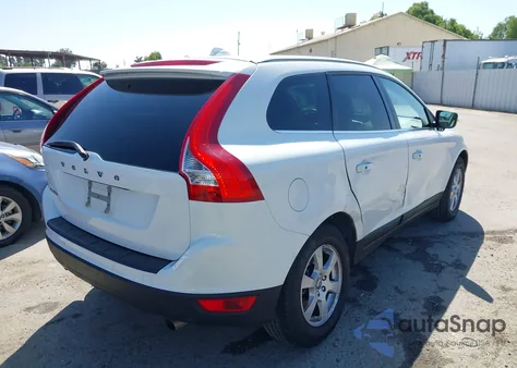 2011 Volvo Xc60 3.2/3.2 R-Design from USA, damaged, VIN YV4940DL2B2155637